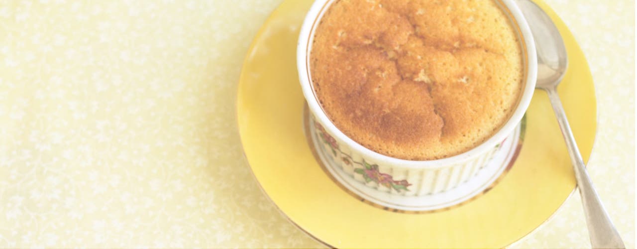 Hot Lemon Sauce Pudding