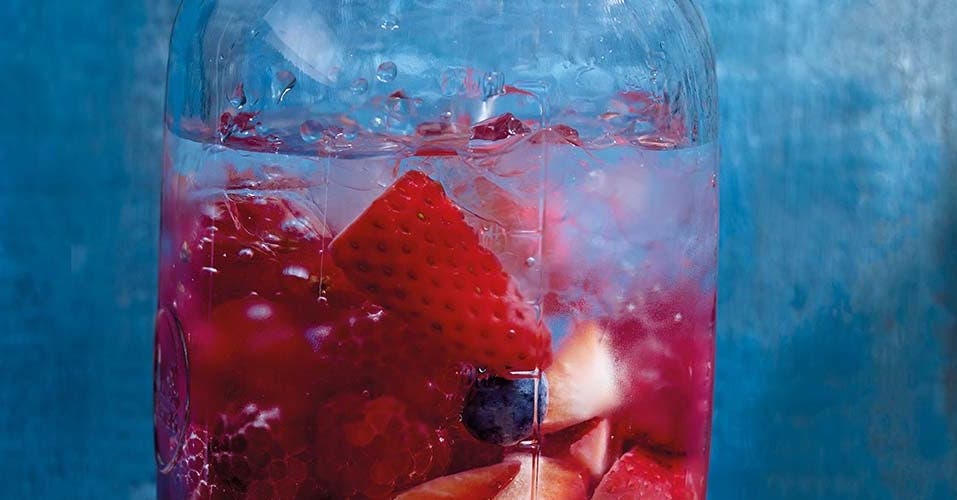 12 ways to make water taste delicious