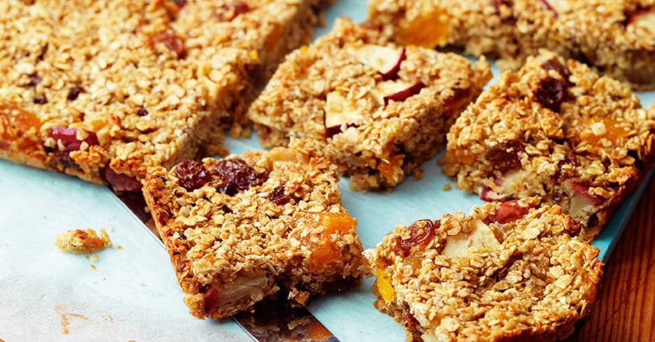 8 healthy snacks perfect for work!