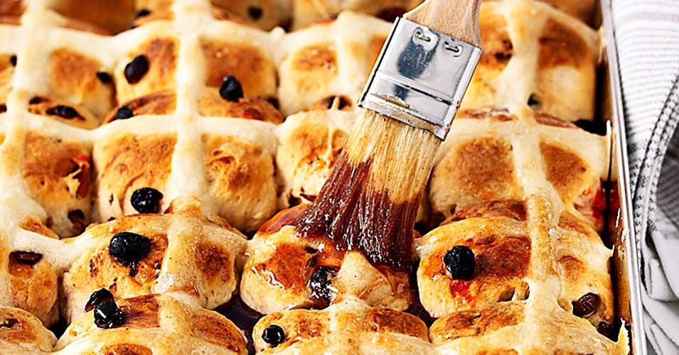 How to make hot cross buns