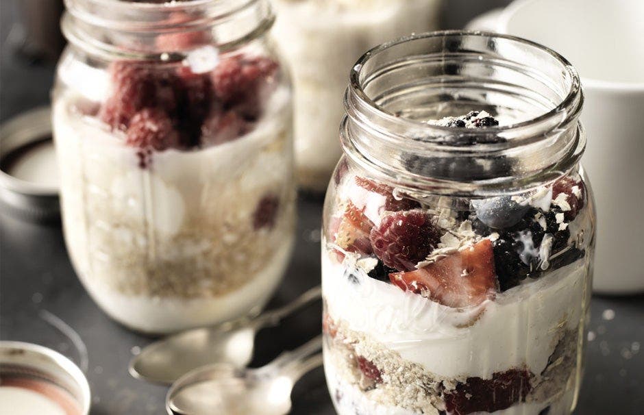 Overnight oats two ways