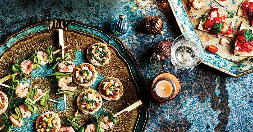 How to enjoy the festive buffet
