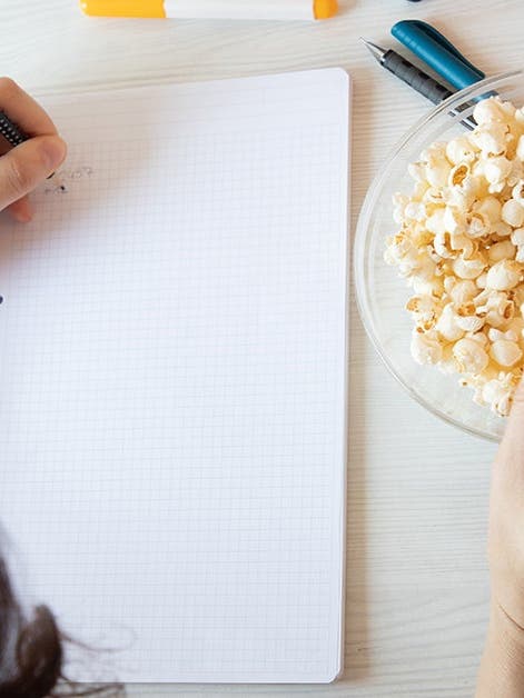 6 Ways to Snack Smartly When Working From Home