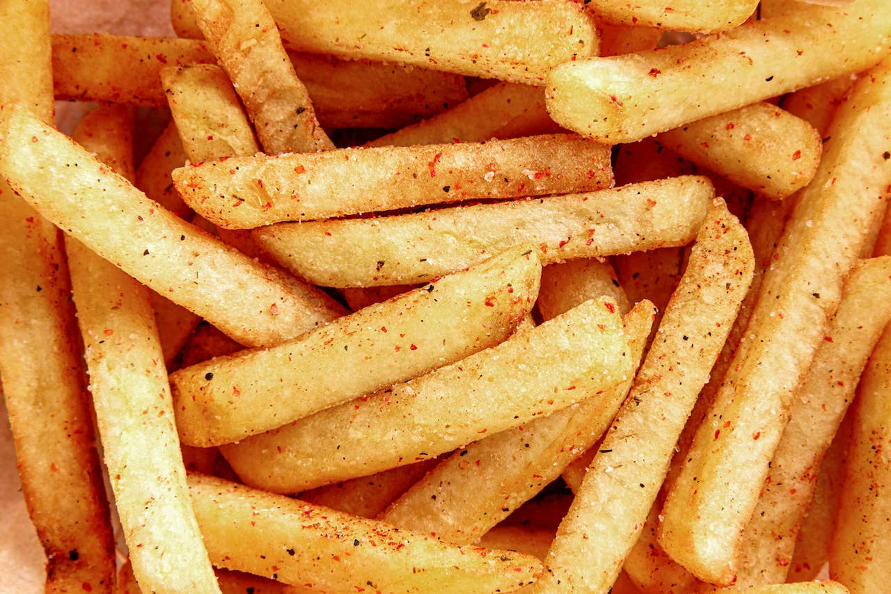 5 foods and drinks to avoid during menopause