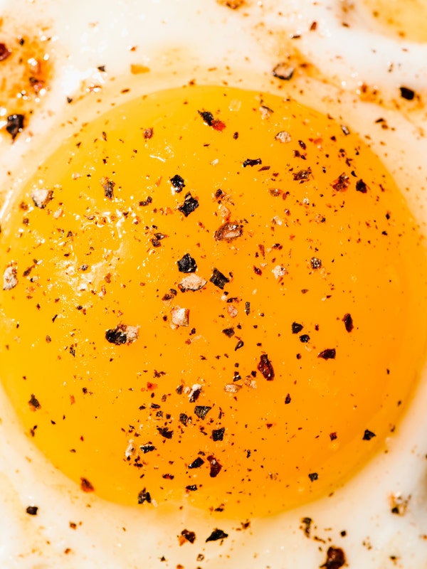 Can you get bird flu from eating eggs?