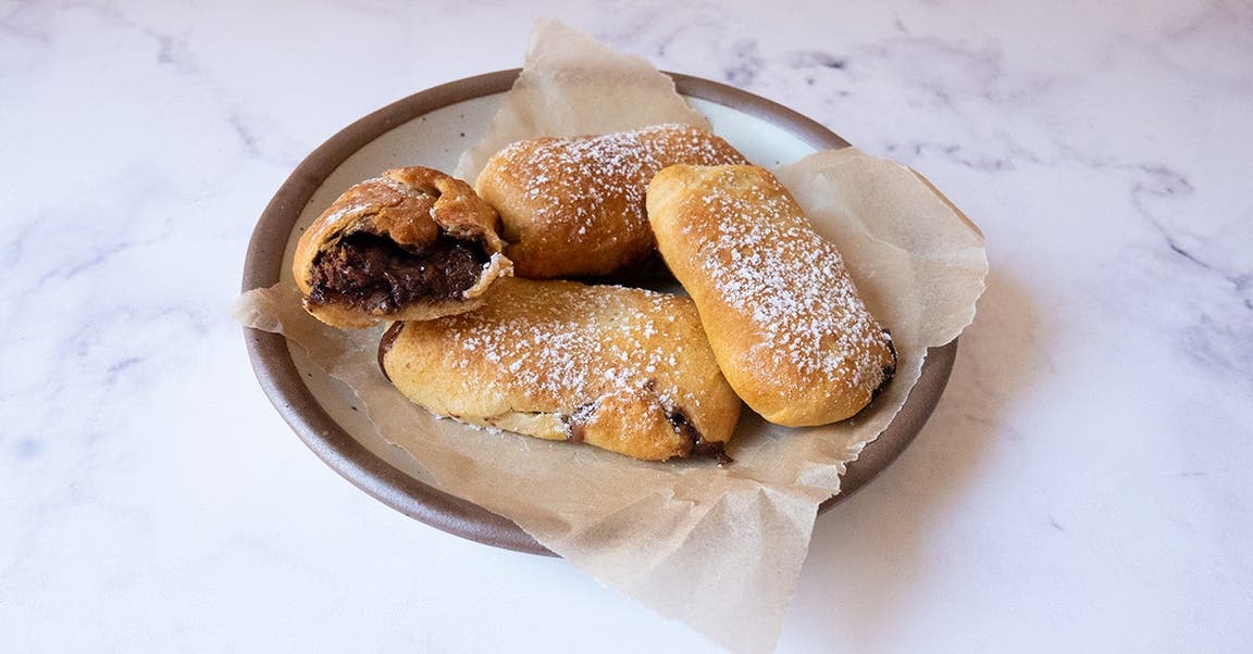 How To Make Air-Fried Chocolate Caramel Snack Bars