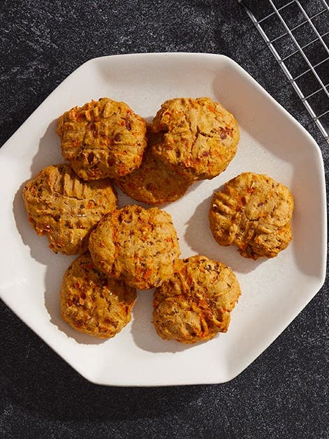 plate of cookies