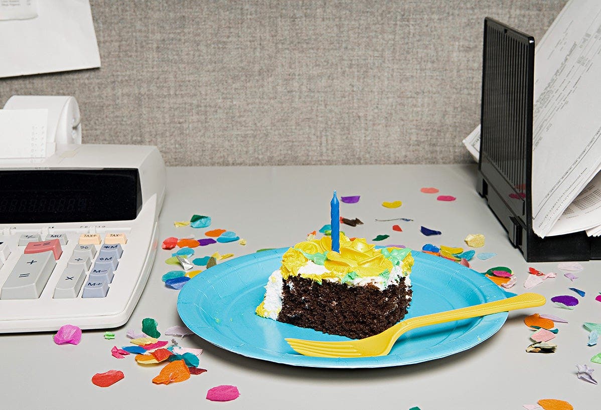 9 ways to avoid office food traps
