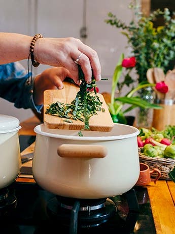 4 Sneaky Ways to Get Exercise While You Cook