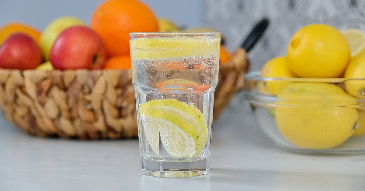 14 evidence-based benefits of drinking water