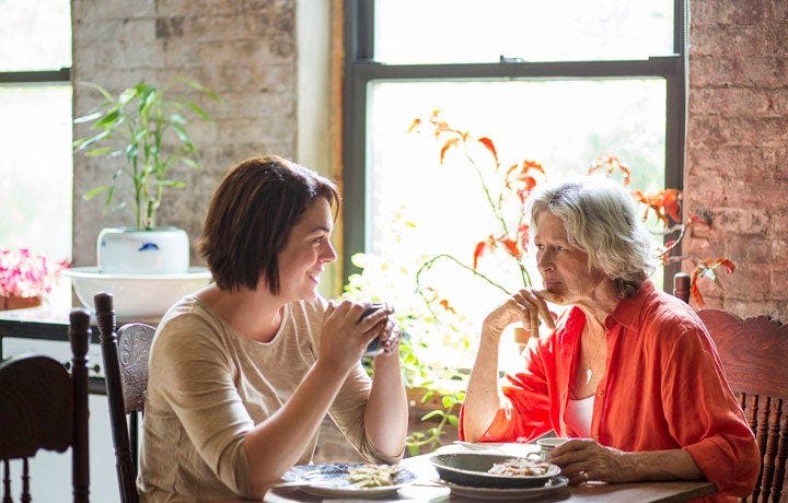 How to Talk to a Friend Diagnosed With Breast Cancer