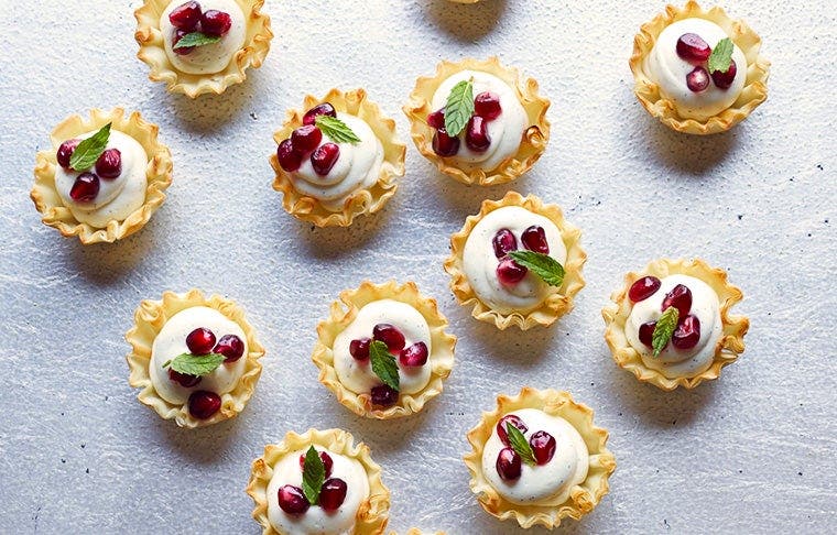 19 crowd-pleasing holiday desserts