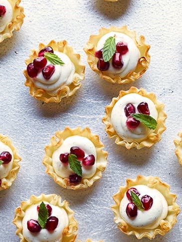 19 crowd-pleasing holiday desserts