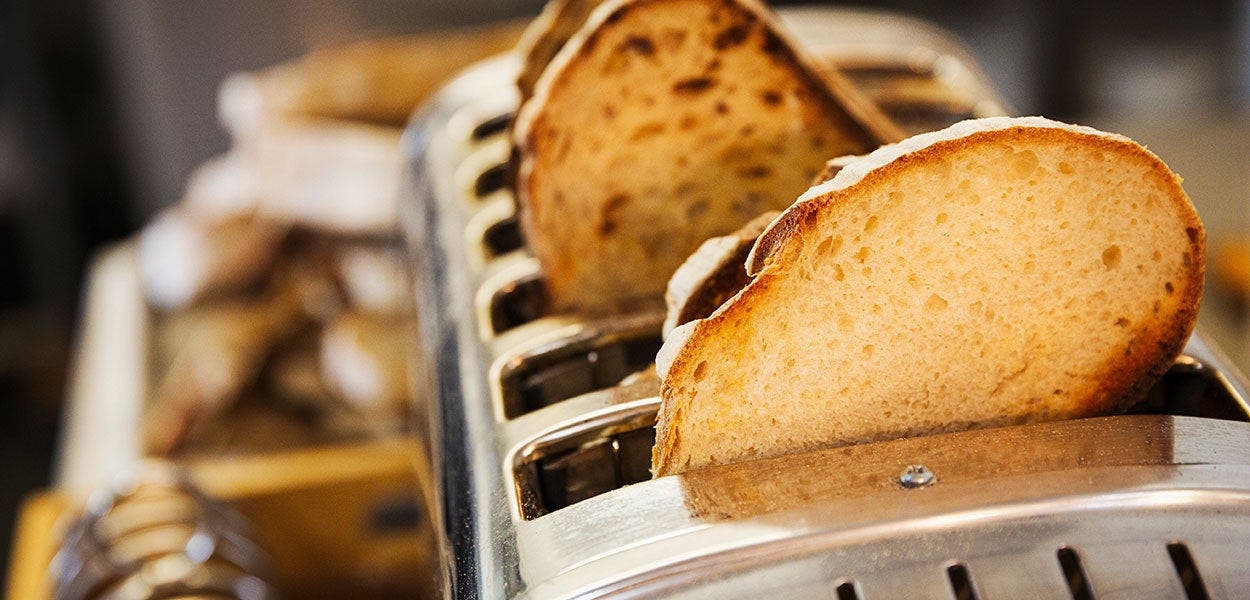 5 Fun & Delicious Breakfast Toast Ideas