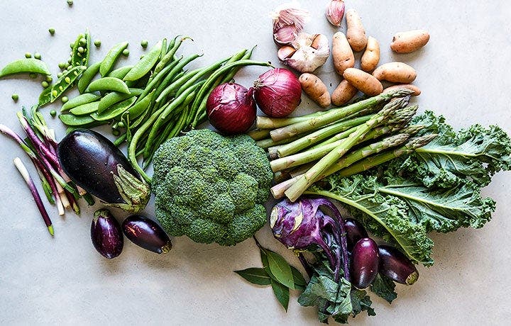 10 Foods That Taste Best in Spring