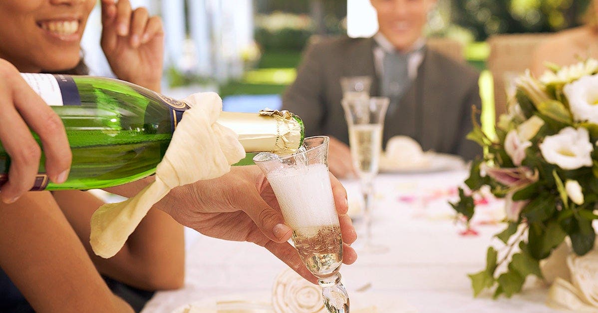 How to Stay on Track During Wedding Season
