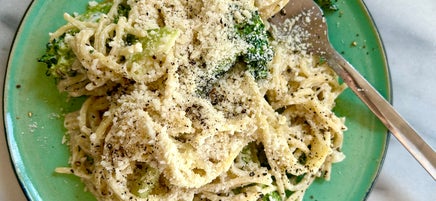 Creamy protein pasta with veggies