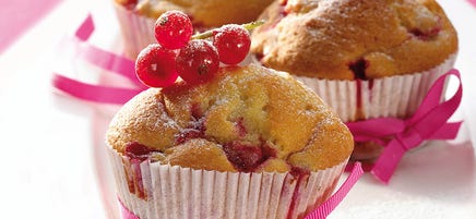 Muffins med yoghurt och bär