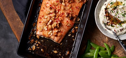 Lax i ugn med lime- och cashewtäcke