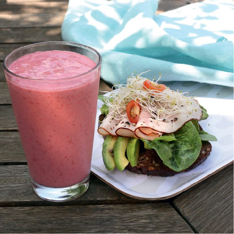 Foto av Smoothie och avokadomacka från WW ViktVäktarna