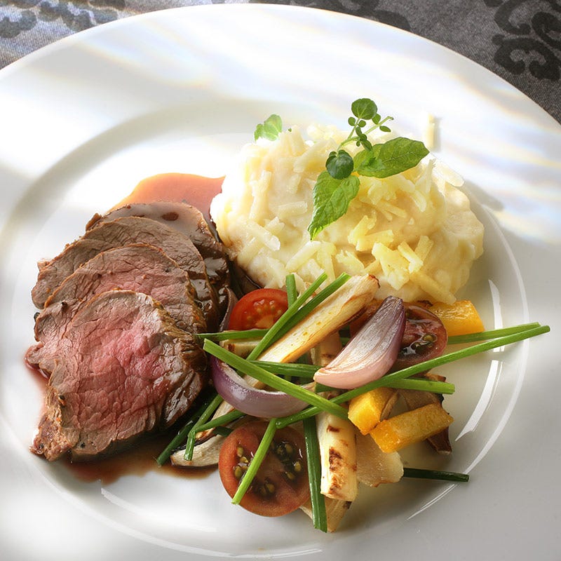 Foto av Oxfilé med rostade grönsaker och potatispuré från WW ViktVäktarna