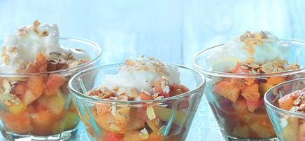 Äppelkompott med frozen yoghurt