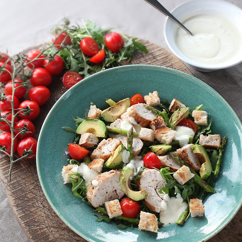 Foto av Ljummen kycklingsallad med avokado från WW ViktVäktarna