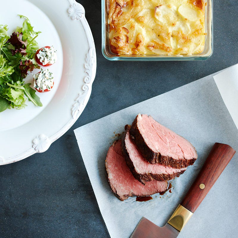 Foto av Helstekt oxfilé med potatiskaka och fyllda tomater från WW ViktVäktarna