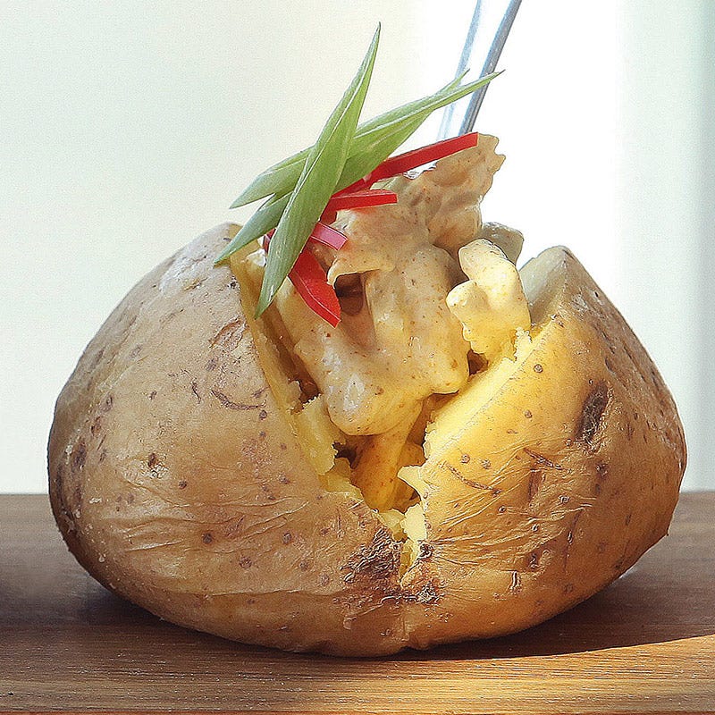 Foto av Bakad potatis med kyckling i mangoraja från WW ViktVäktarna