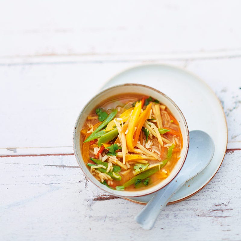 Foto av Asiatisk soppa med sockerärter och ris från WW ViktVäktarna