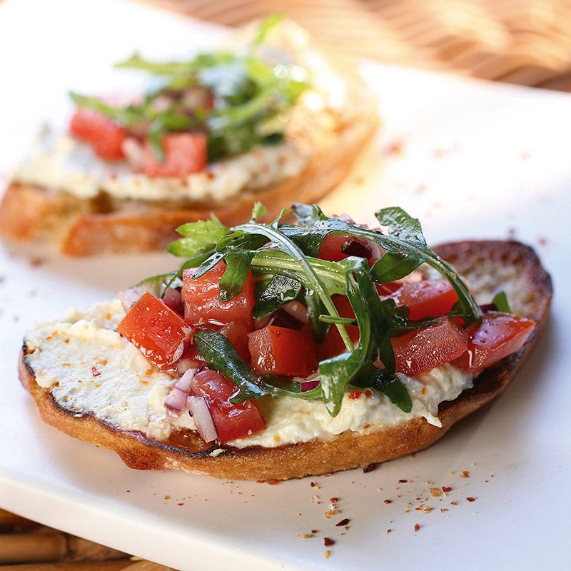 Foto av Crostini med kronärtskräm och tomatsallad från WW ViktVäktarna