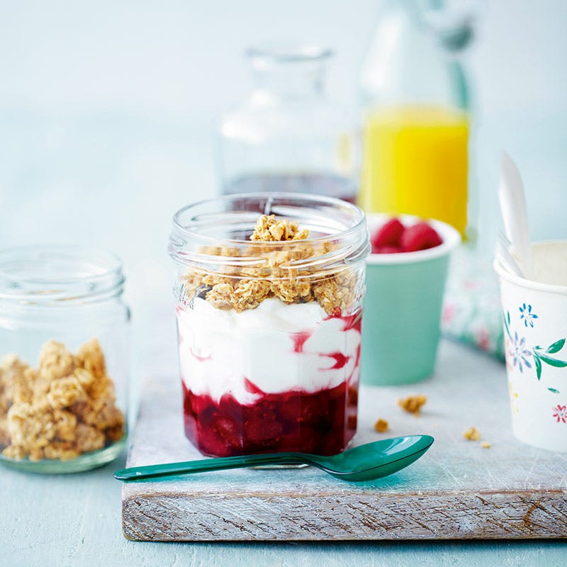 Foto av Yoghurt med hallonsås och granola från WW ViktVäktarna