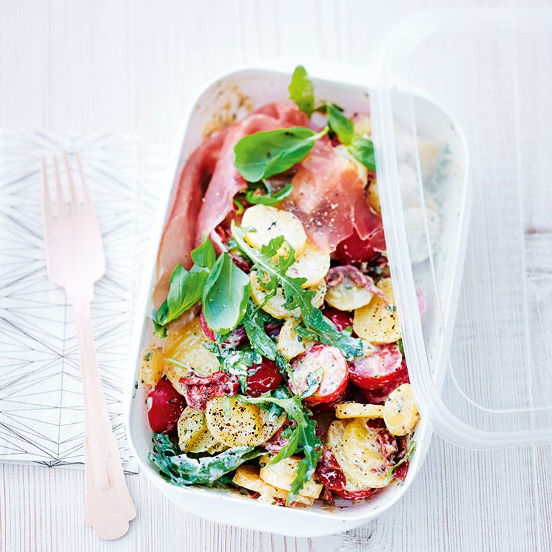 Foto av Sallad med lufttorkad skinka och pestodressing från WW ViktVäktarna