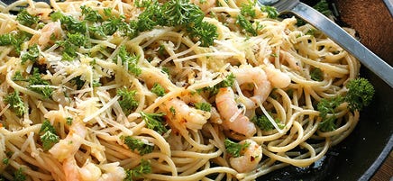 Spagetti med räkor och vitlök