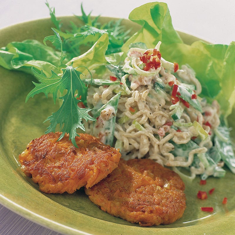 Foto av Morotsbiffar och nudelsallad med jordnötsdressing från WW ViktVäktarna