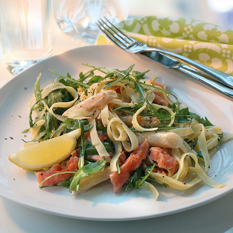 Foto av Pasta med rökt lax, sparris och ruccola från WW ViktVäktarna