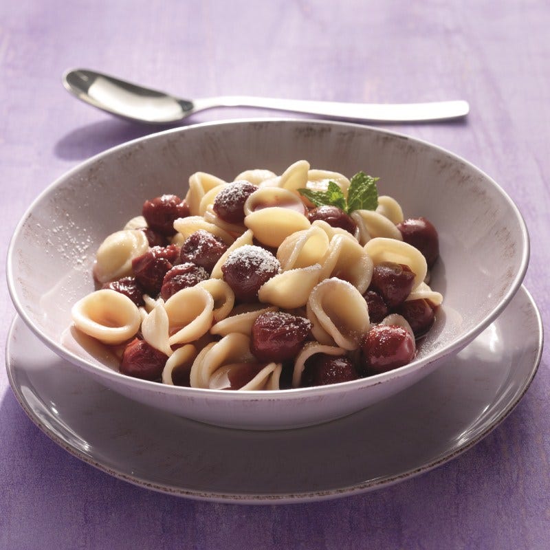 Foto van Kaneelpasta met kersen door WW