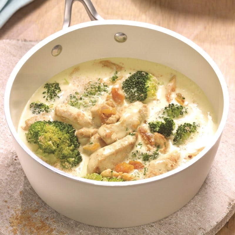 Foto van Kerrie-kokossaus met kip en tagliatelle door WW