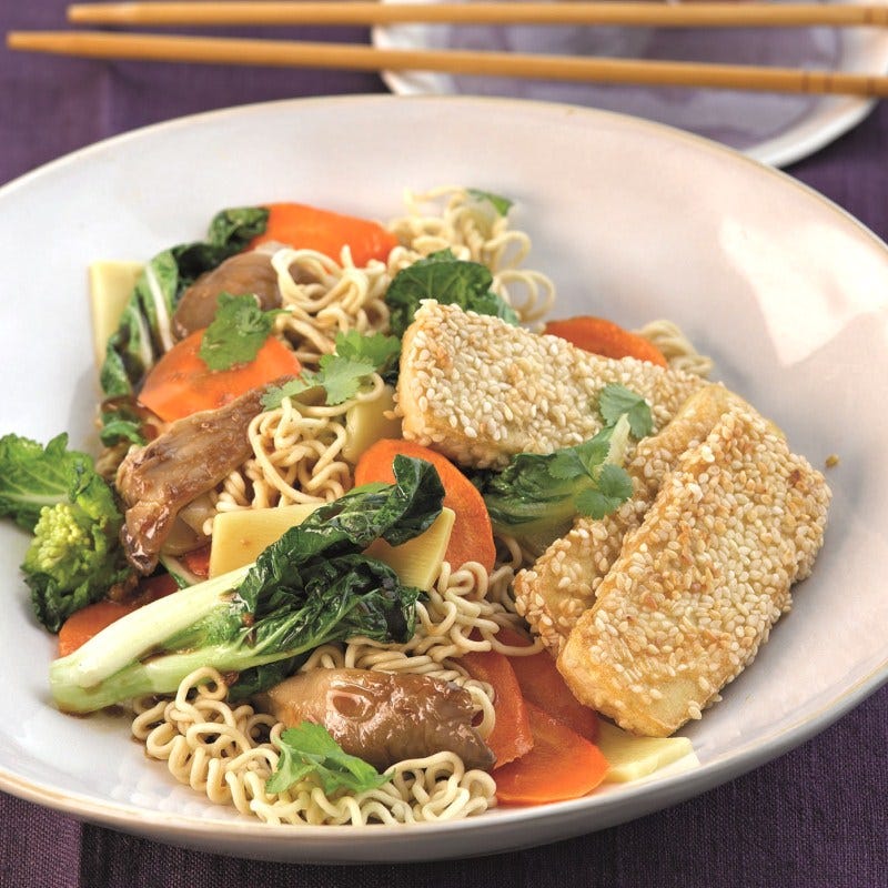 Foto van Gepaneerde tofu met noedels door WW