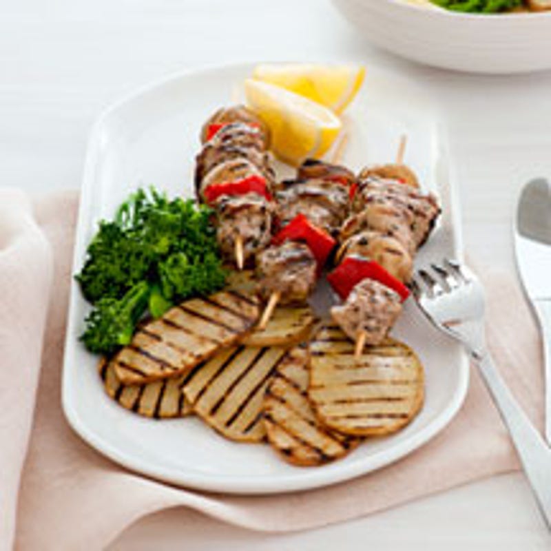 Foto van Varkensspiesen met gegrilde aardappel door WW