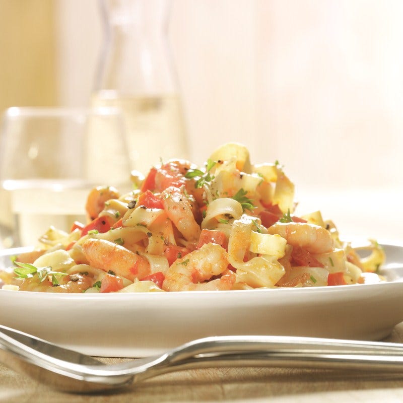 Foto van Tagliatelle met pittige paprika-scampisaus door WW