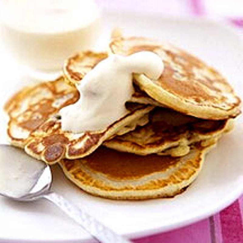 Foto van Pannenkoeken met rozijnen en rumroom door WW