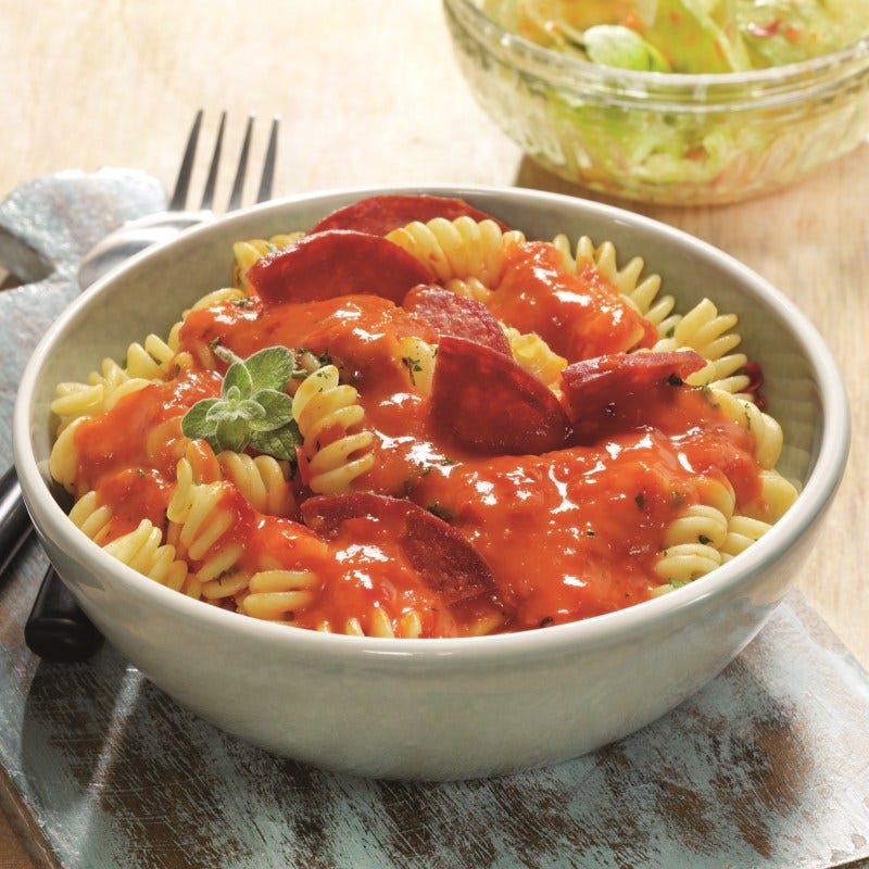 Foto van Spaanse paprikasaus met chorizo en fusilli door WW