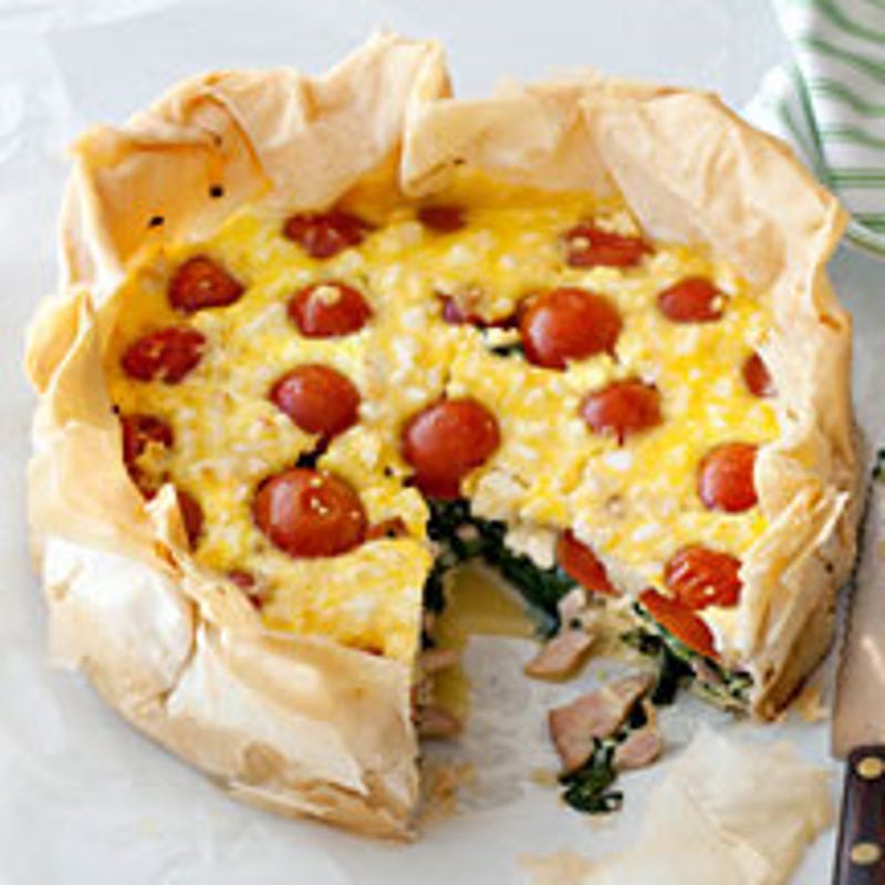 Foto van Hartige taart met bacon, feta en groenten door WW