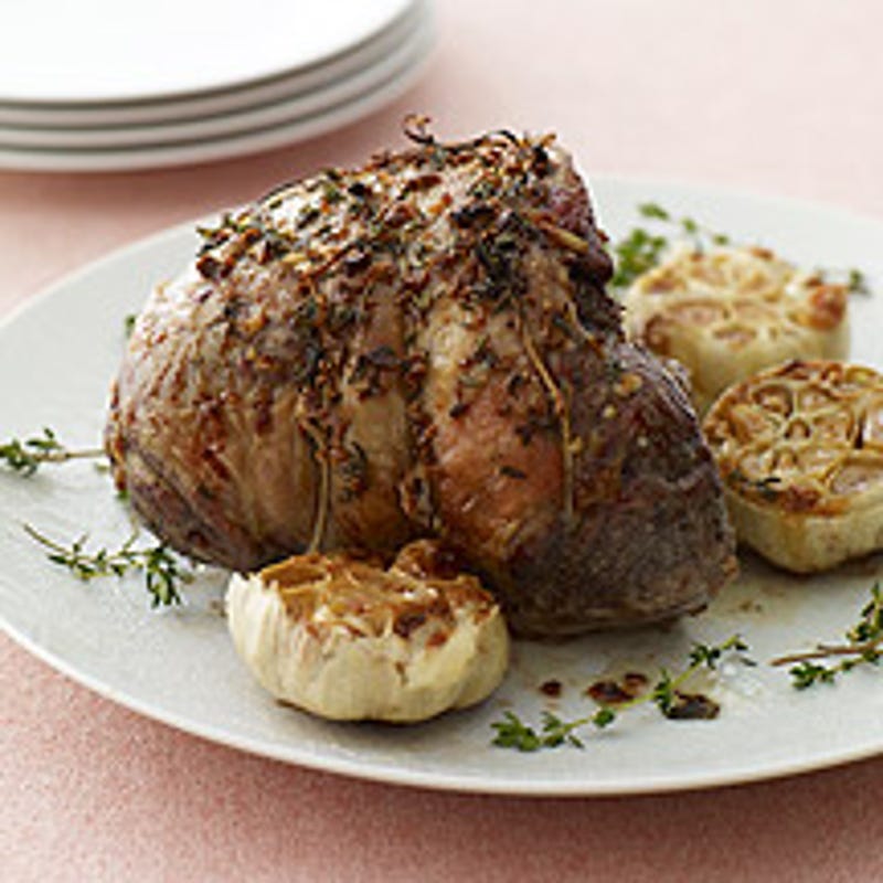 Foto van Geroosterd lamsbout met knoflook, tijm en citroen door WW