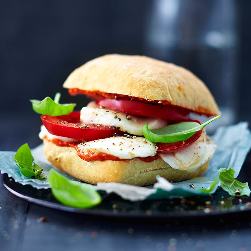 Foto van Broodje met tomaat en mozzarella door WW