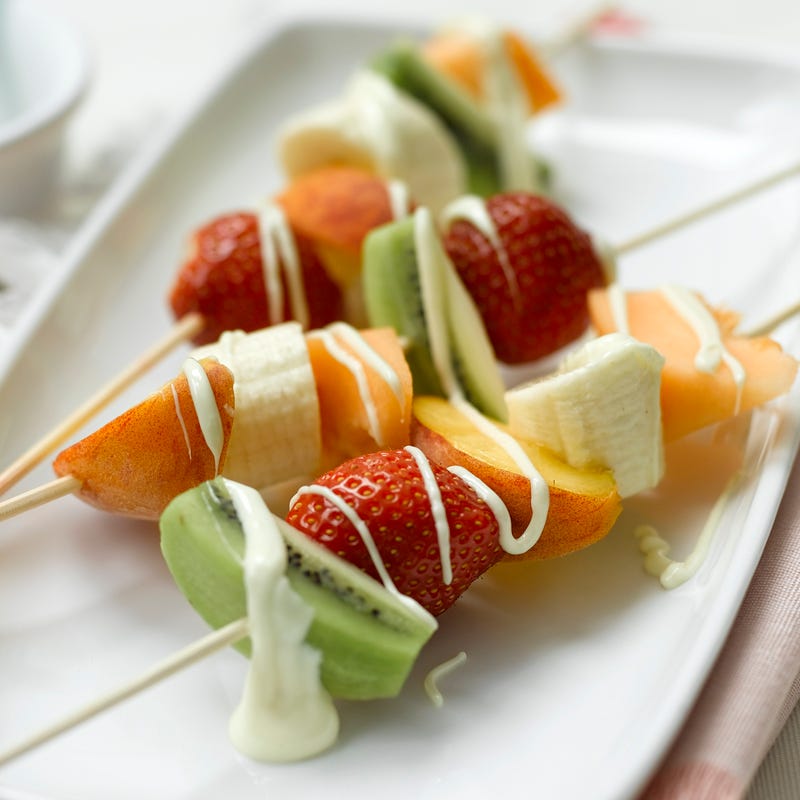 Foto van Fruitspiesjes met witte chocolade door WW