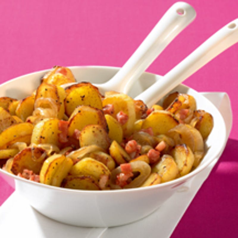 Foto van Gebakken aardappelen met een uitje en spek door WW