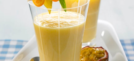 Smoothie met yoghurt en fruit