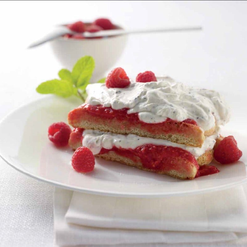 Foto van Frambozentiramisu met maanzaadroom door WW